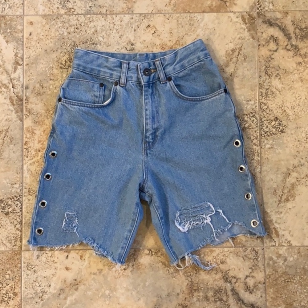 Ragged Priest eyelet distressed denim shorts